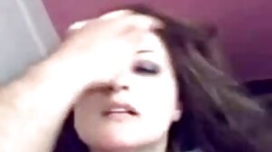 Tonårsporrstjärnan amatör videor Natasha White tar en stor kuk och får ansiktsbehandling